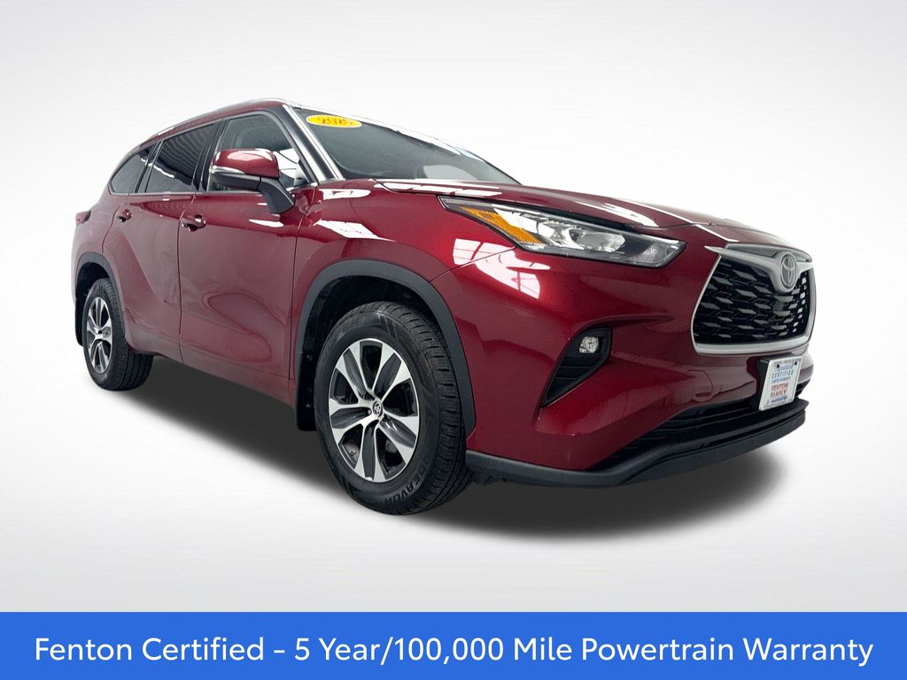 2020 Toyota Highlander XLE SUV