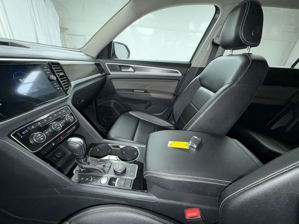 Used 2022 Volkswagen Atlas 3.6L V6 SE w/Technology SUV