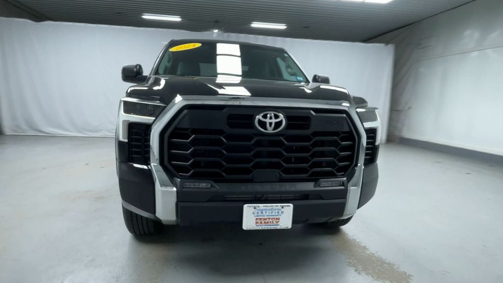 2024 Toyota Tundra SR5 photo 3