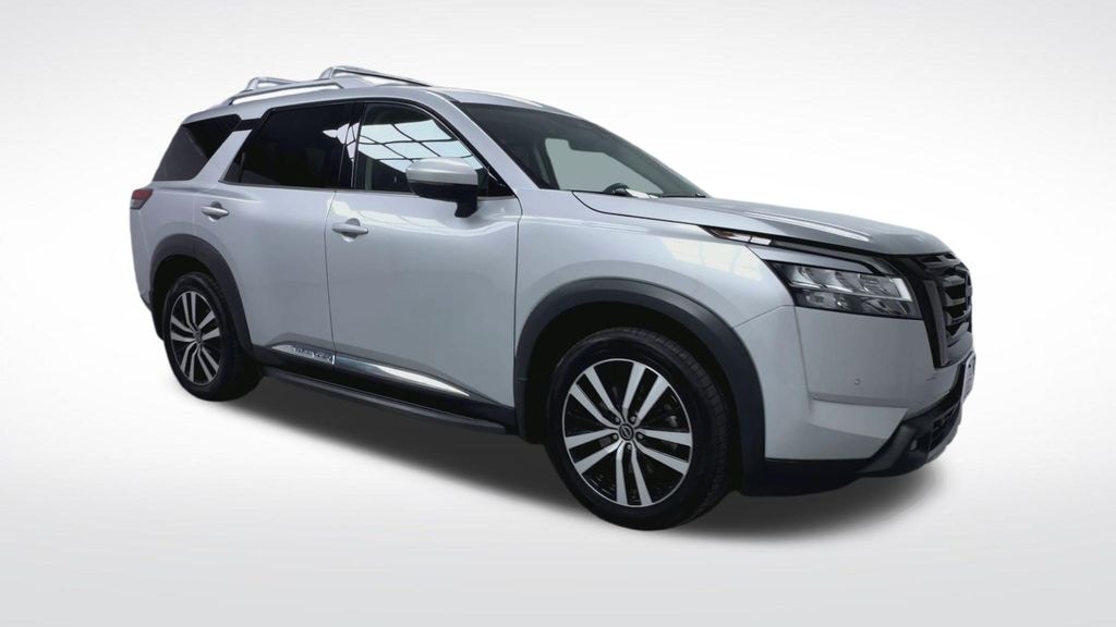 Used 2023 Nissan Pathfinder Platinum SUV