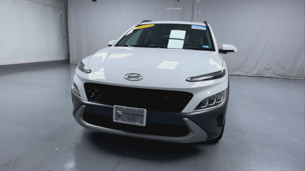 2023 Hyundai Kona Limited photo 3