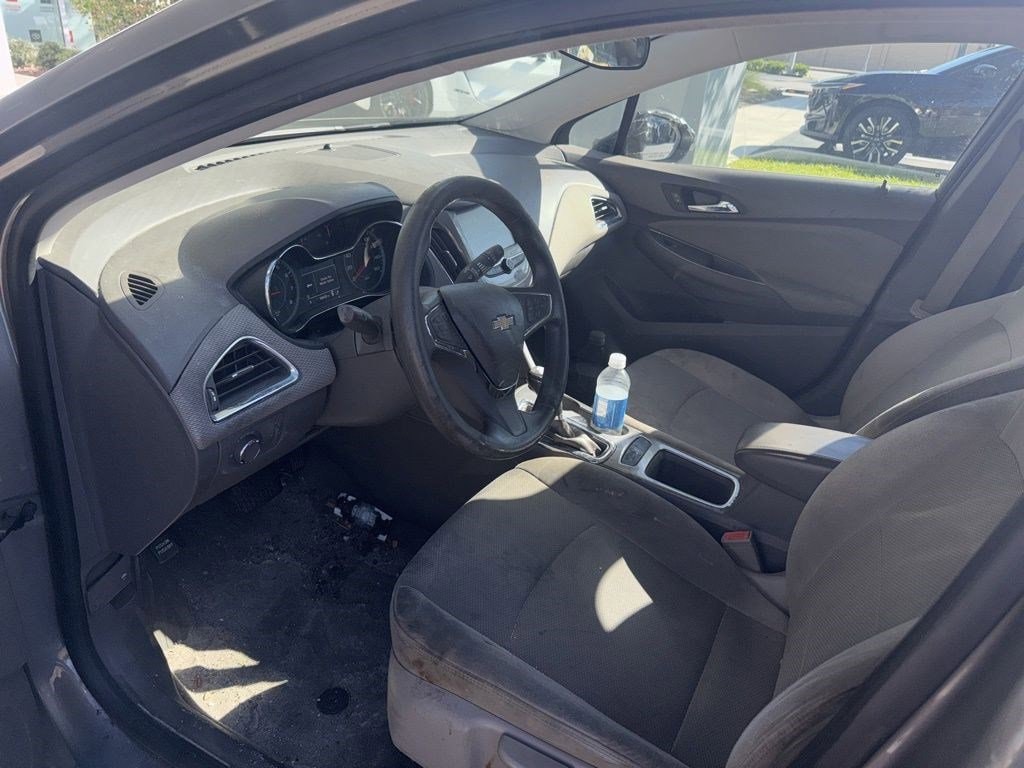 Used 2017 Chevrolet Cruze LT Auto Hatchback