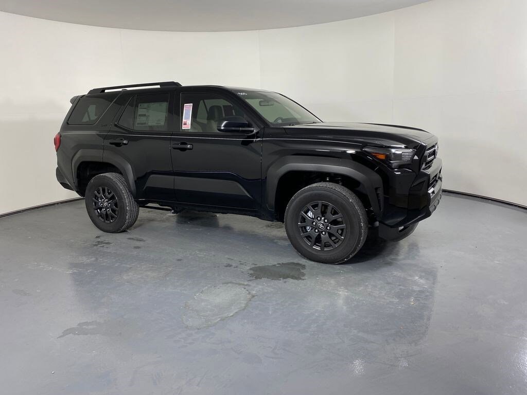 New 2025 Toyota 4Runner SR5 SUV