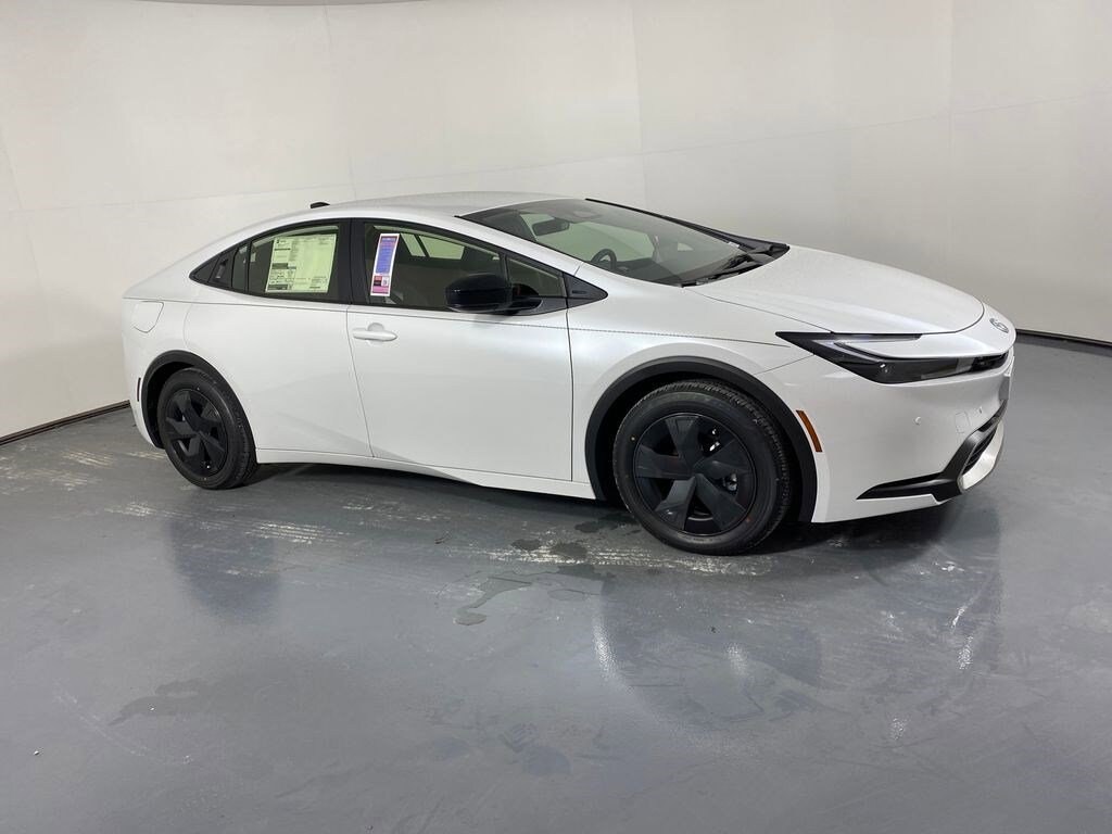 New 2026 Toyota Prius Plug-In Hybrid SE Hatchback