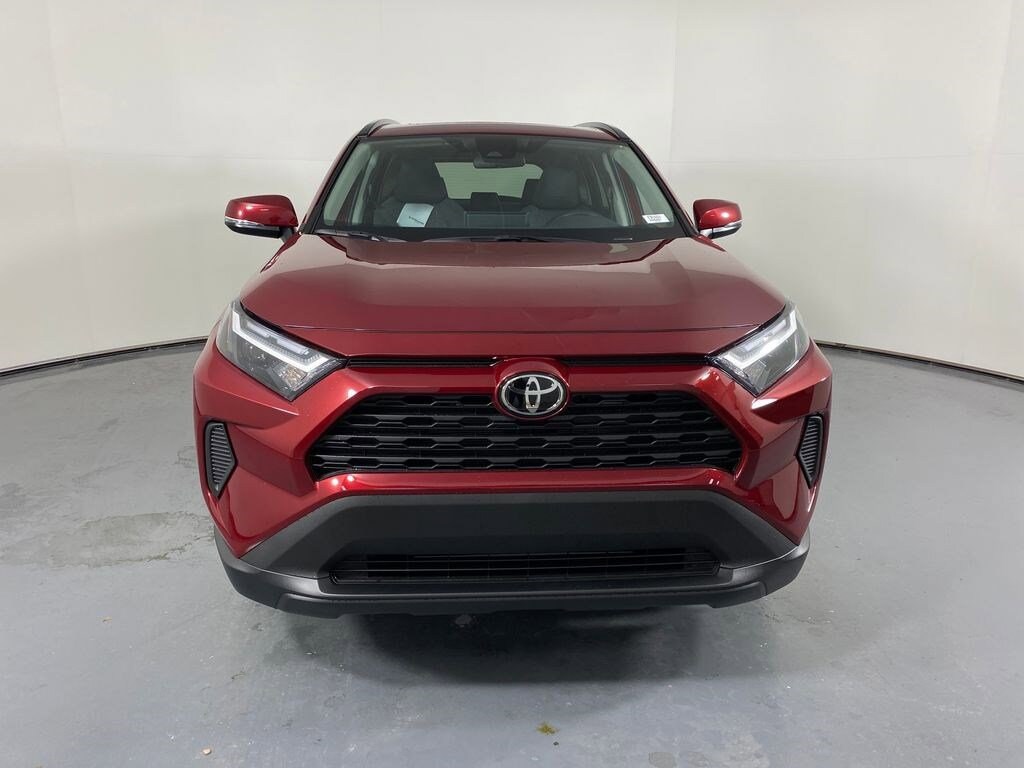 New 2025 Toyota RAV4 XLE SUV
