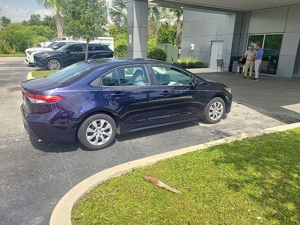 Certified 2021 Toyota Corolla LE Sedan