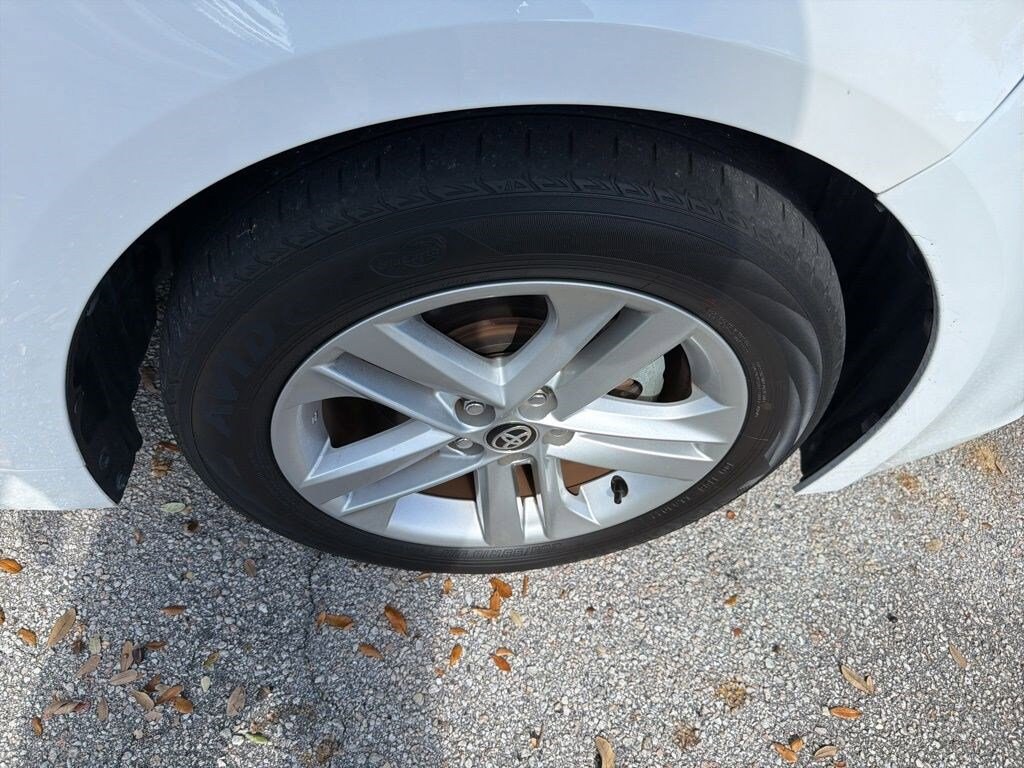 Certified 2022 Toyota Corolla Hatchback SE Hatchback