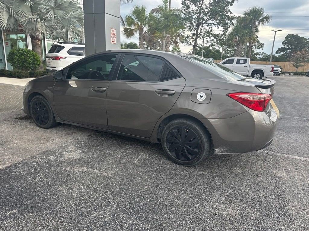 Used 2019 Toyota Corolla LE Sedan