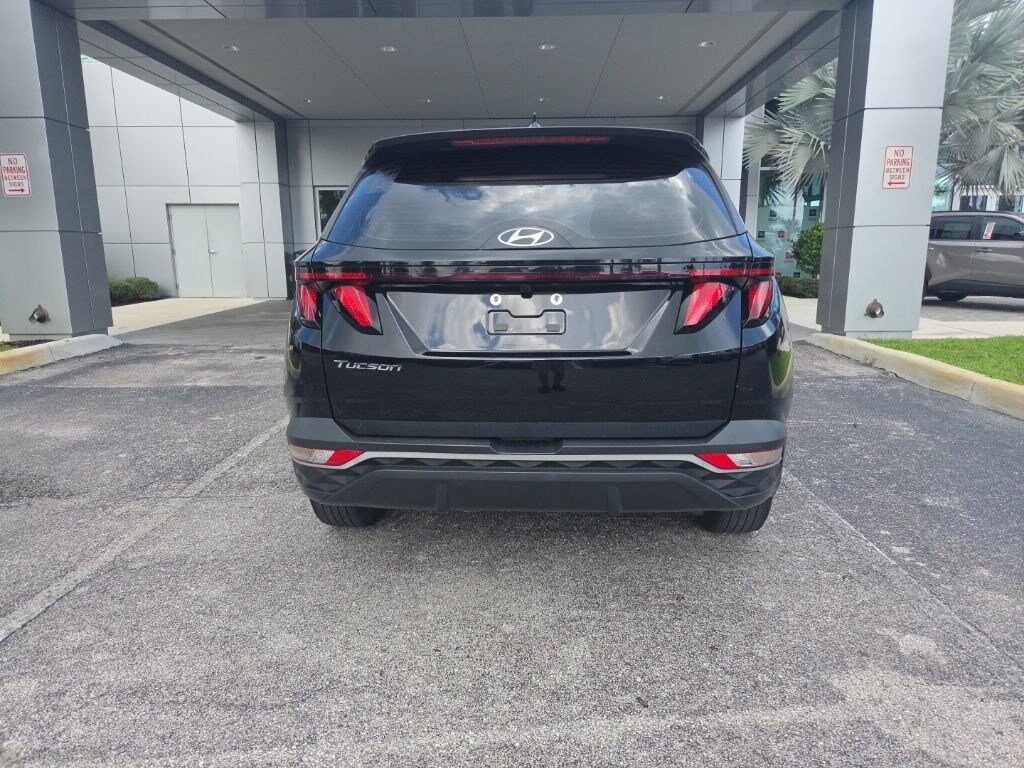 Used 2024 Hyundai Tucson SE SUV
