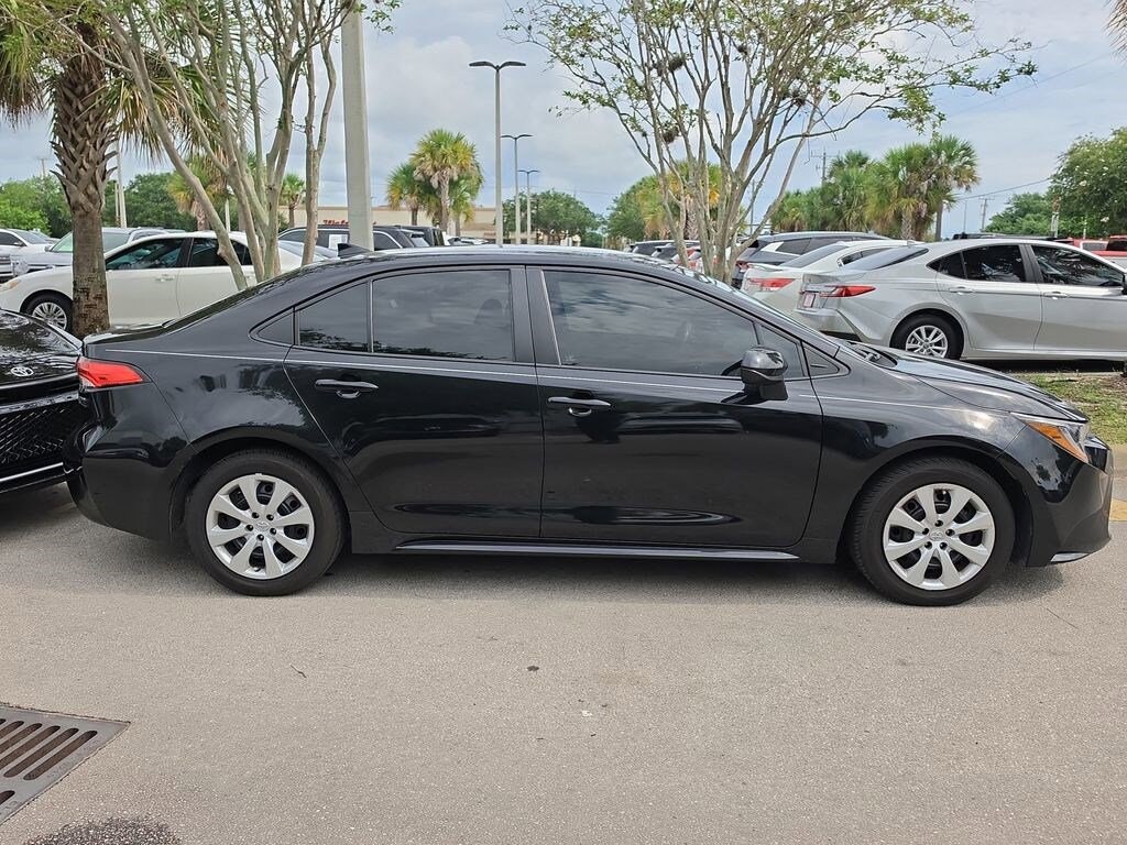 Certified 2022 Toyota Corolla LE Sedan