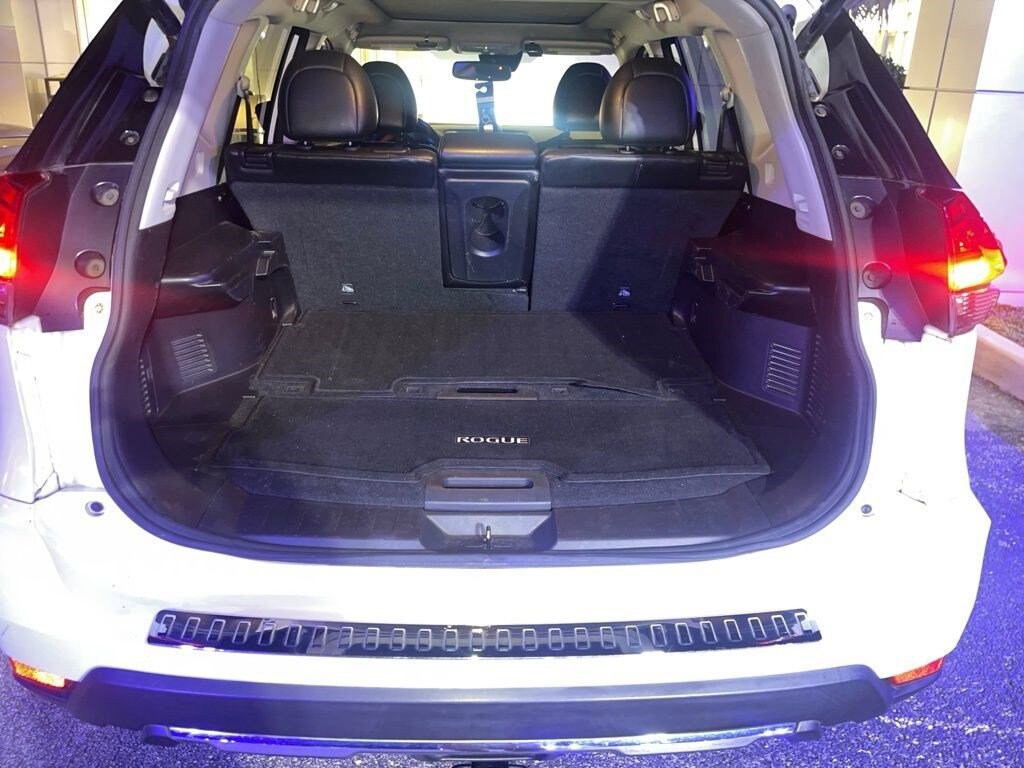 Used 2017 Nissan Rogue SL SUV