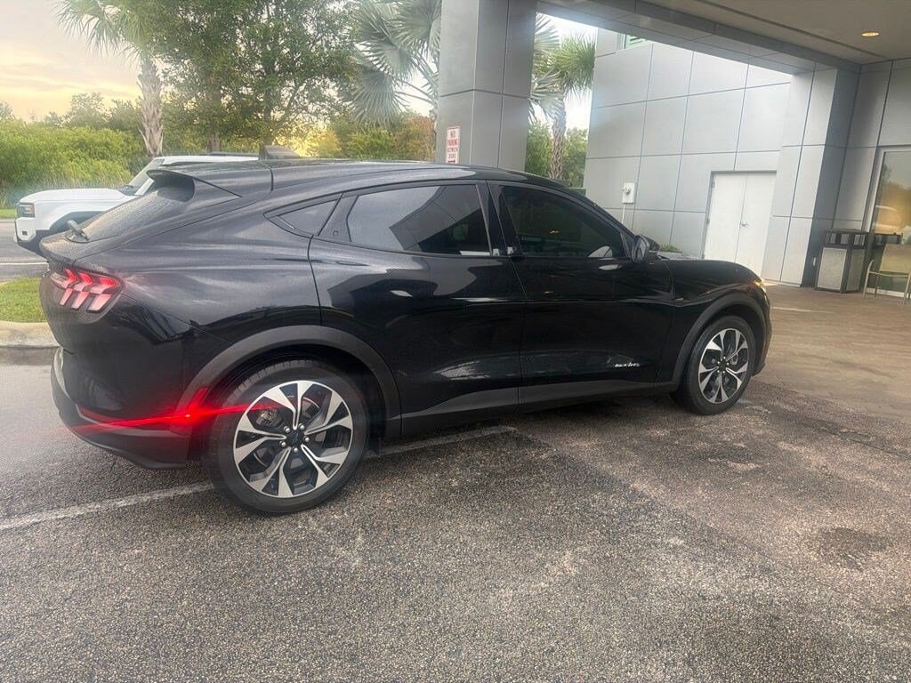 Used 2024 Ford Mustang Mach-E Select SUV
