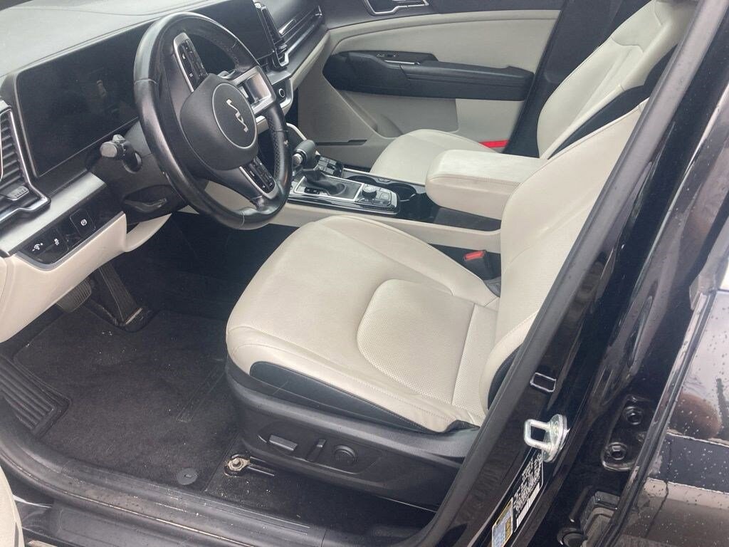 Used 2023 Kia Sportage EX SUV