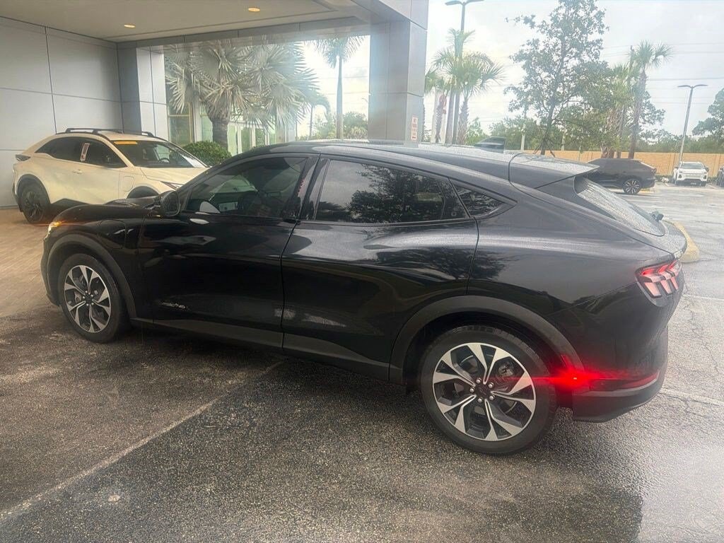 Used 2024 Ford Mustang Mach-E Select SUV