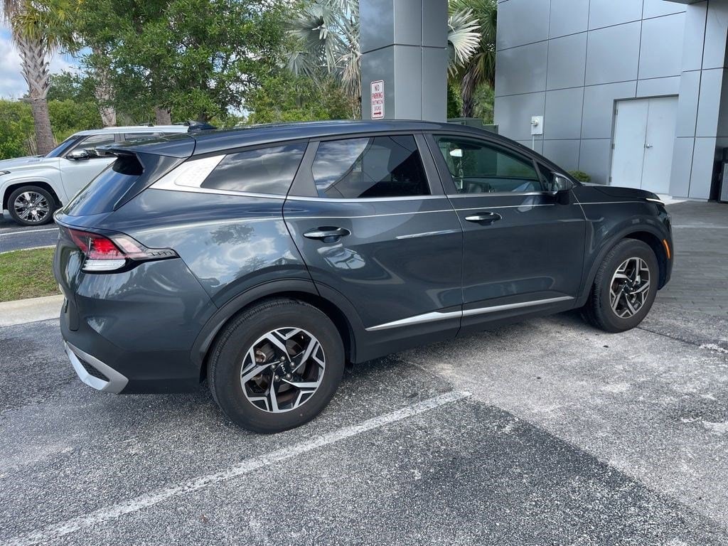 Used 2024 Kia Sportage LX SUV