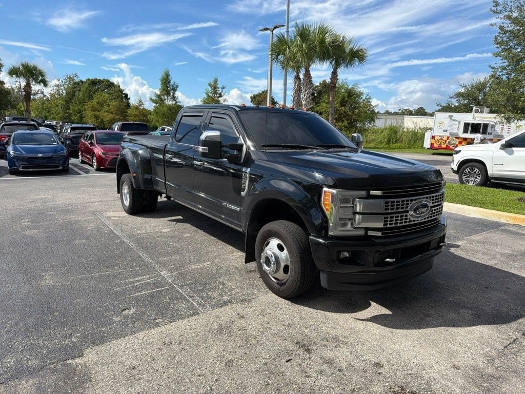 Used 2018 Ford F-350 Truck Crew Cab