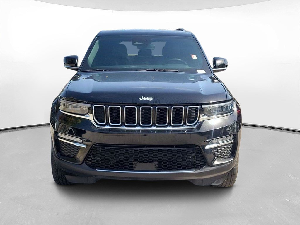 Used 2024 Jeep Grand Cherokee Limited SUV
