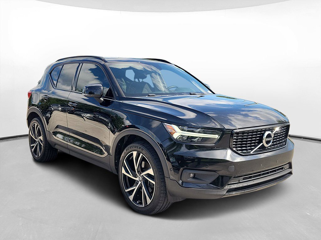 Used 2019 Volvo XC40 T5 R-Design SUV