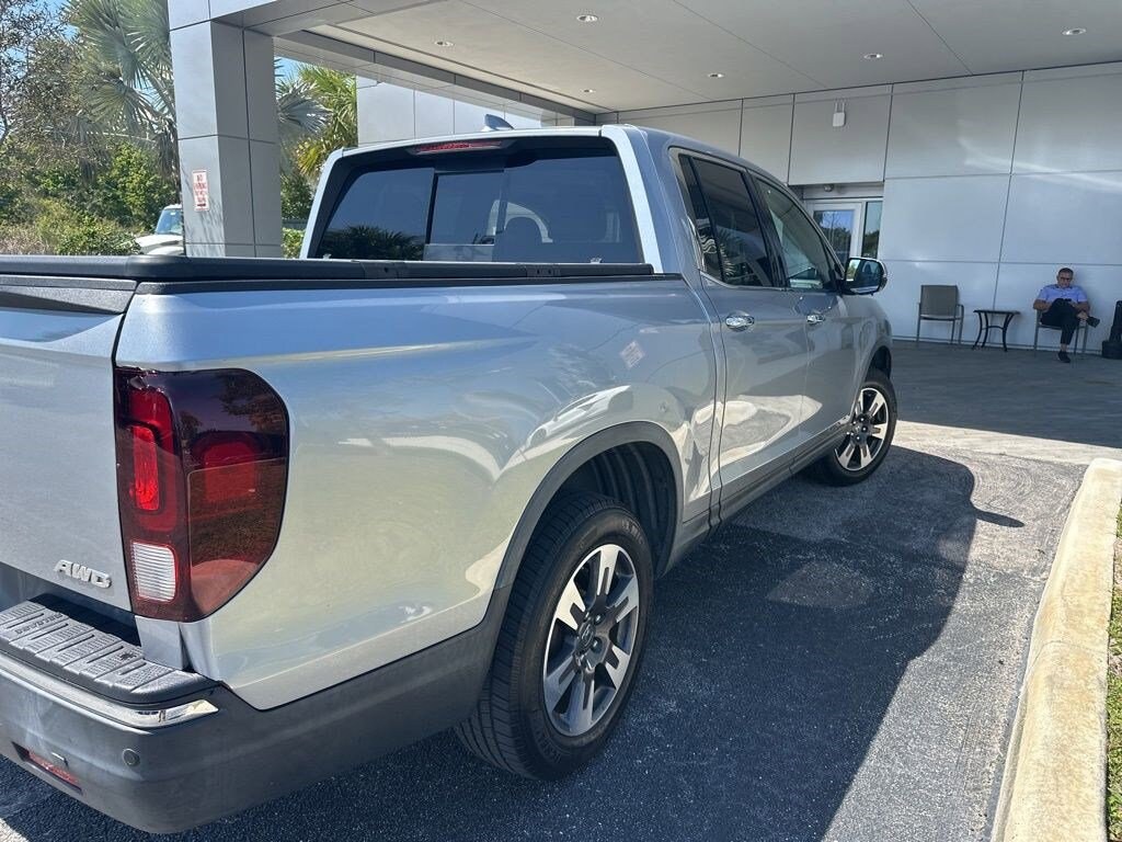 Used 2017 Honda Ridgeline RTL-E AWD Truck Crew Cab