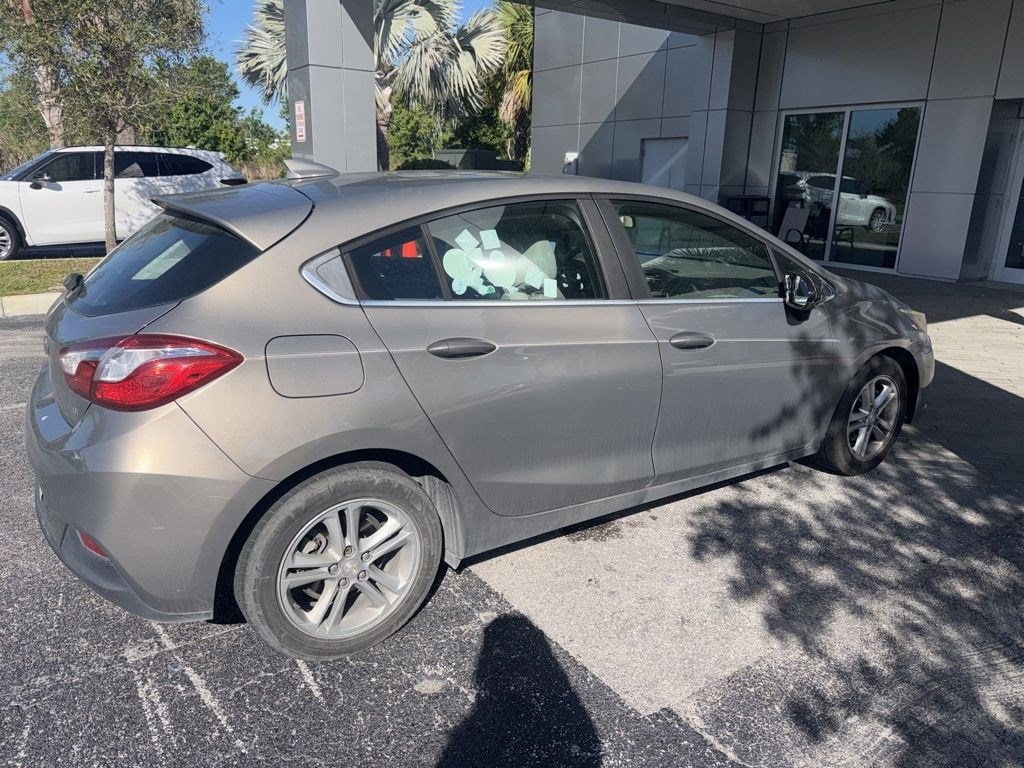 Used 2017 Chevrolet Cruze LT Auto Hatchback