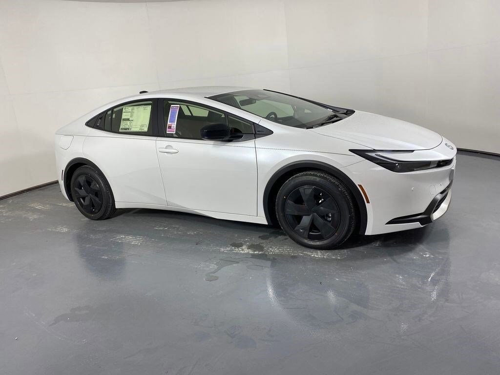 New 2026 Toyota Prius Plug-In Hybrid SE Hatchback