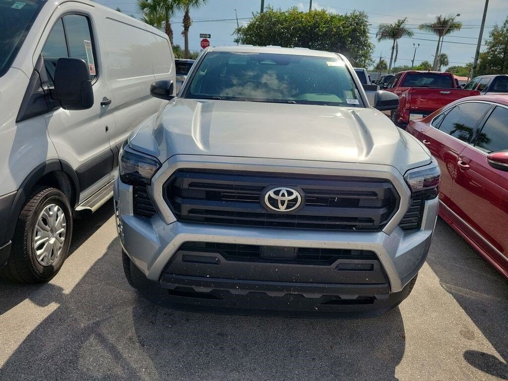 Used 2024 Toyota Tacoma SR Truck Double Cab