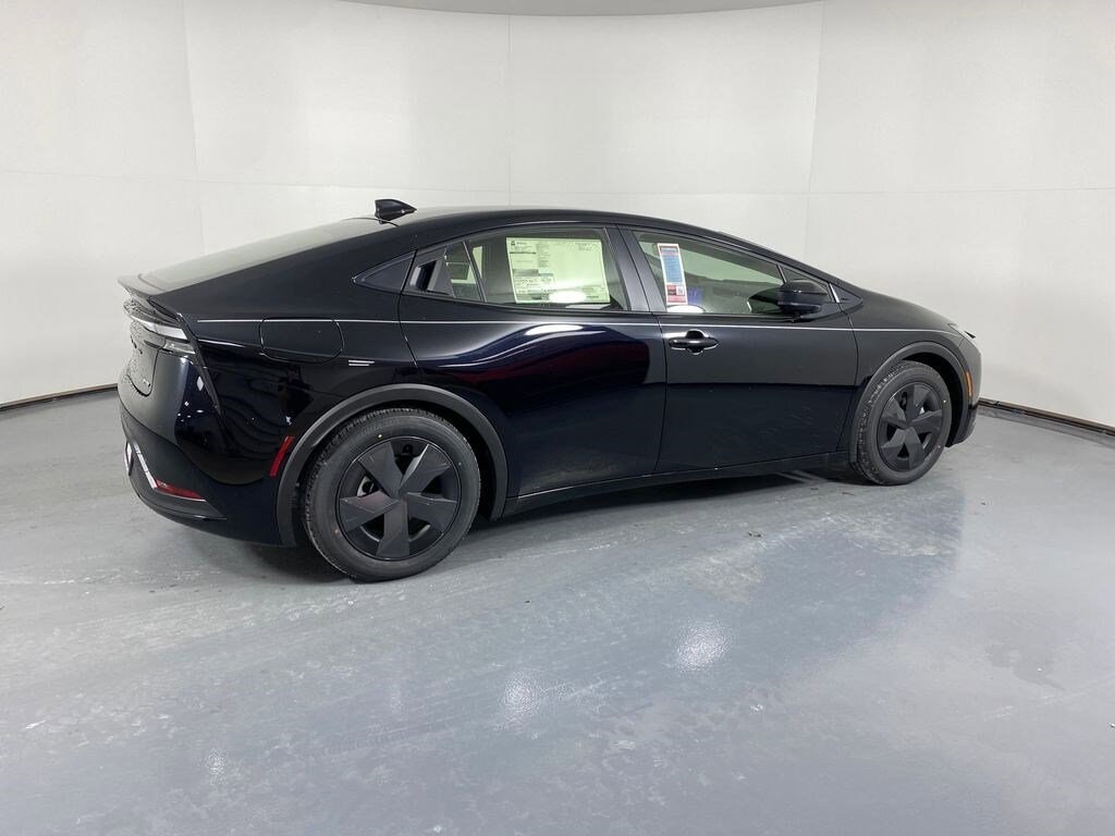 New 2026 Toyota Prius Plug-In Hybrid SE Hatchback