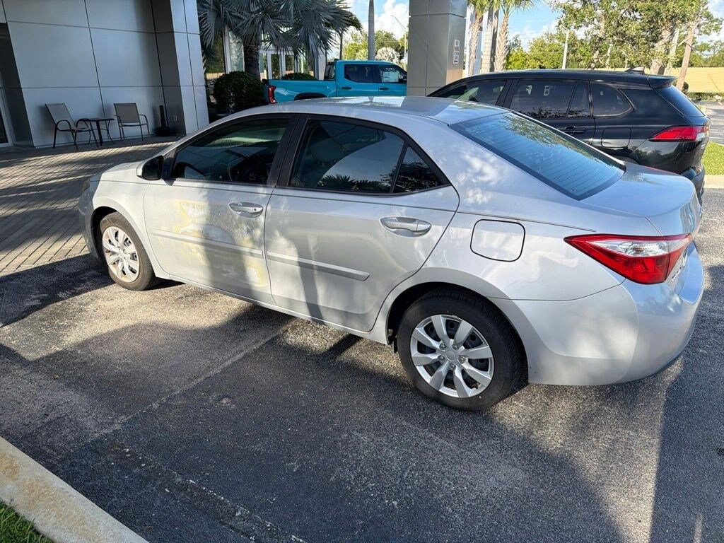 Used 2016 Toyota Corolla LE Sedan