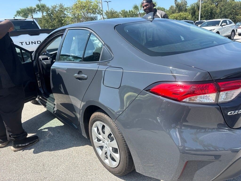 Used 2025 Toyota Corolla LE Sedan