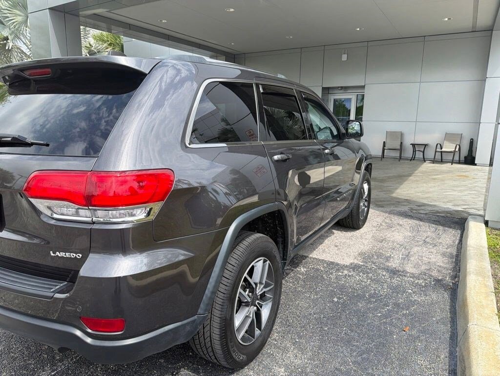 Used 2019 Jeep Grand Cherokee Laredo SUV