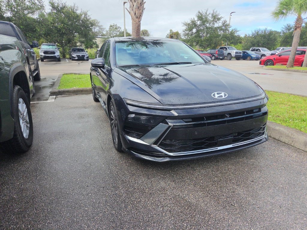 Used 2024 Hyundai Sonata Hybrid Limited Sedan
