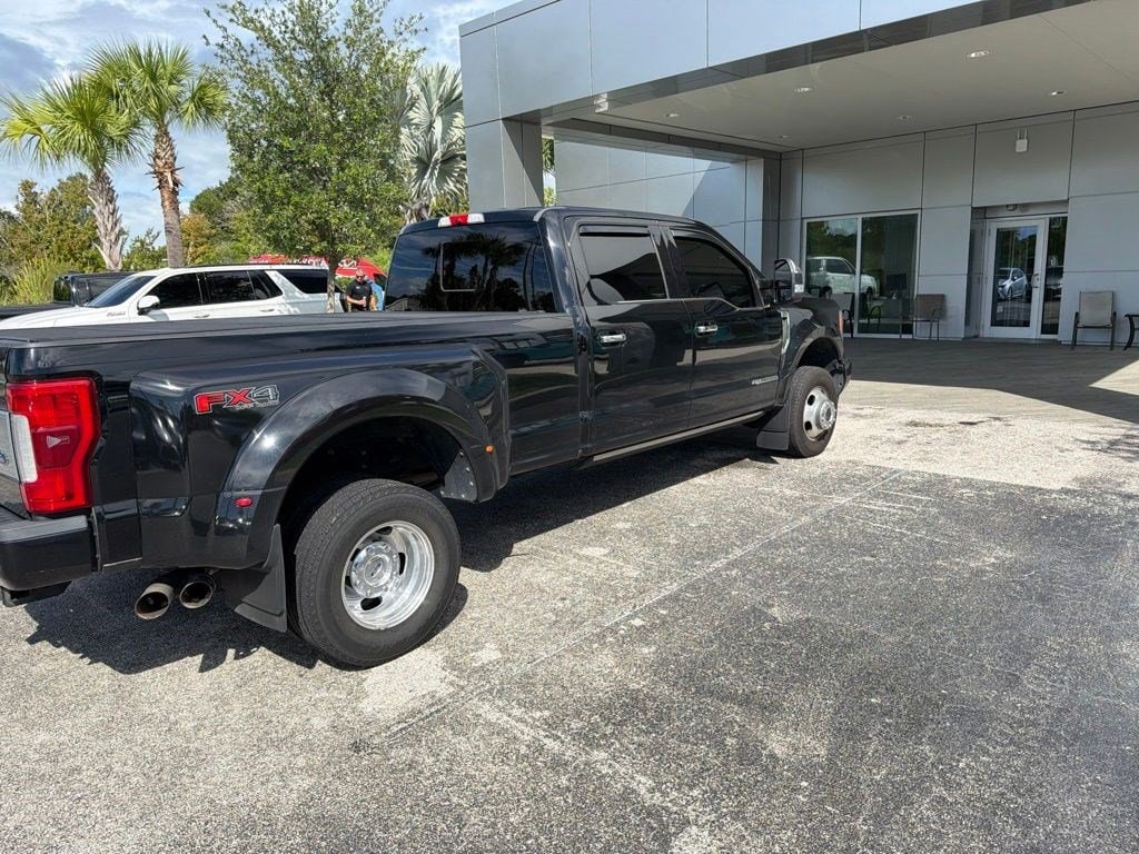 Used 2018 Ford F-350 Truck Crew Cab