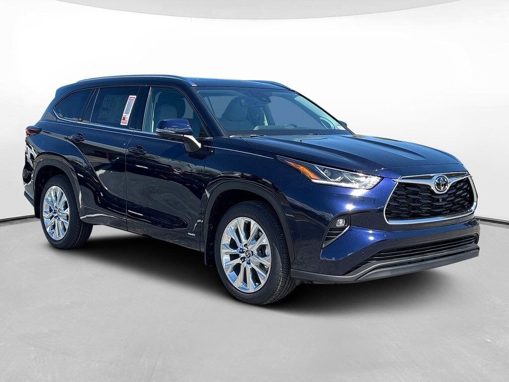 New 2026 Toyota Highlander Hybrid Limited SUV