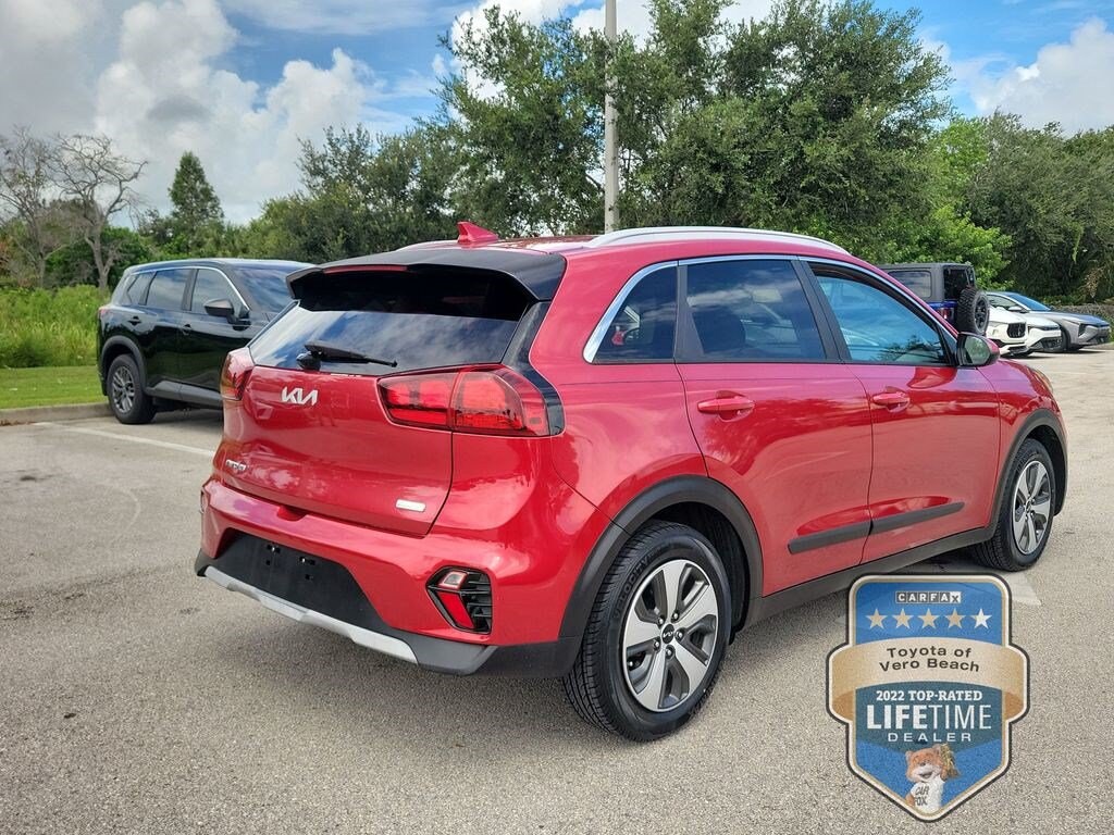 Certified 2022 Kia Niro LX SUV
