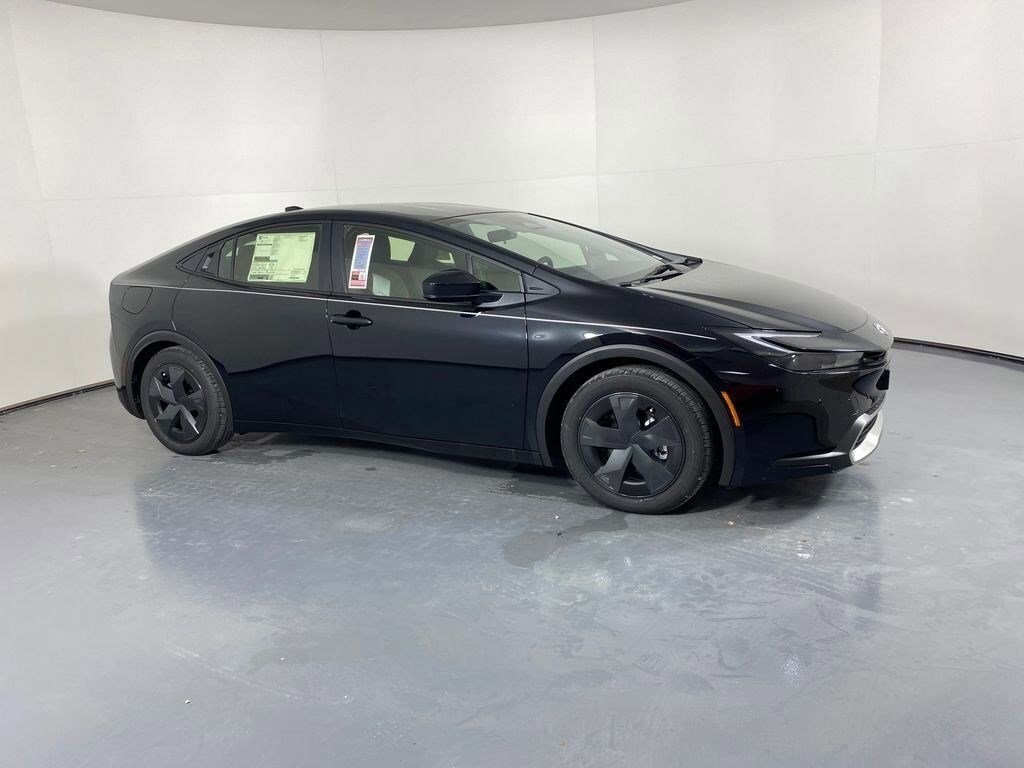 New 2026 Toyota Prius Plug-In Hybrid SE Hatchback