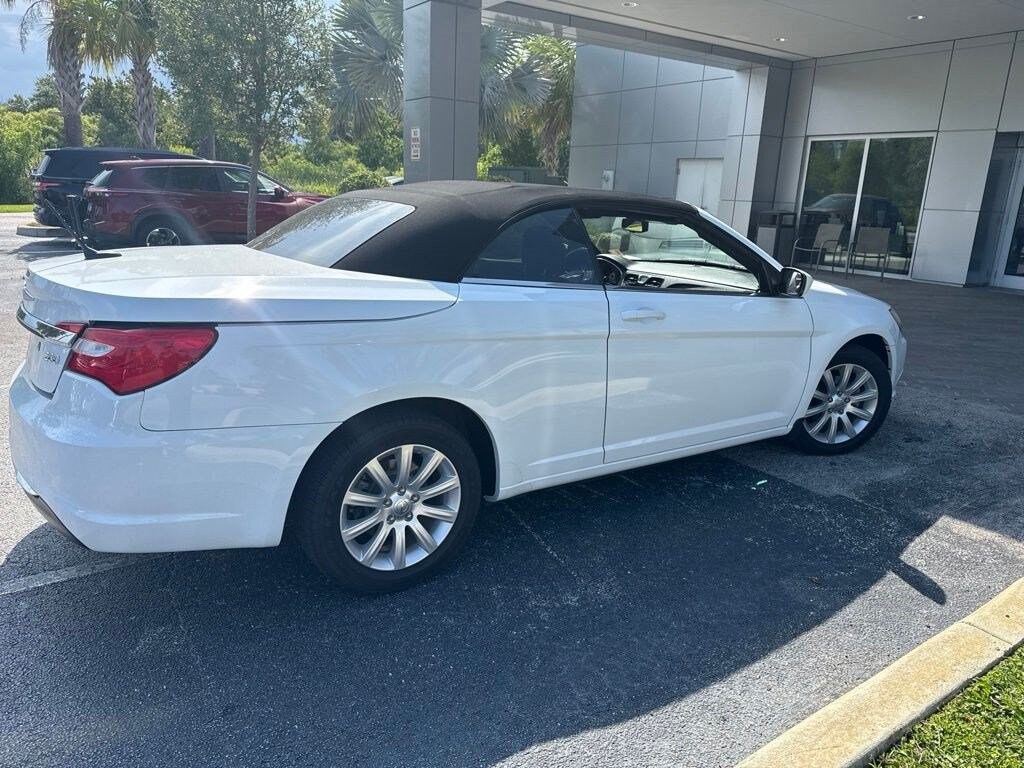 Used 2011 Chrysler 200 Touring Convertible