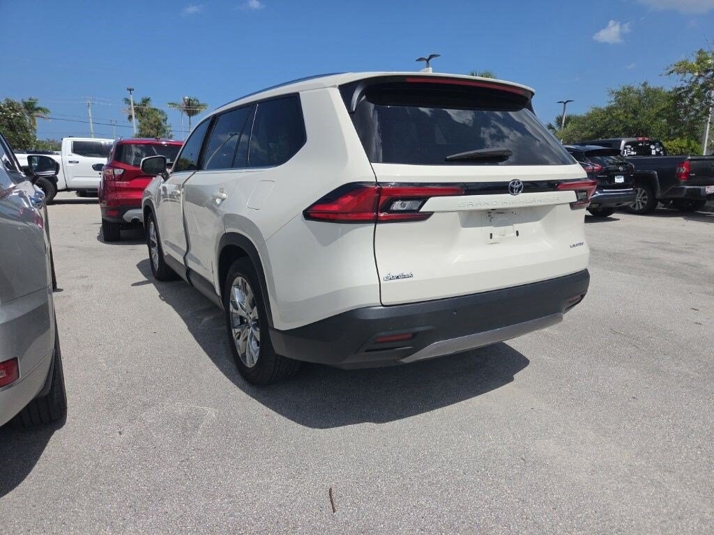 Certified 2024 Toyota Grand Highlander XLE SUV