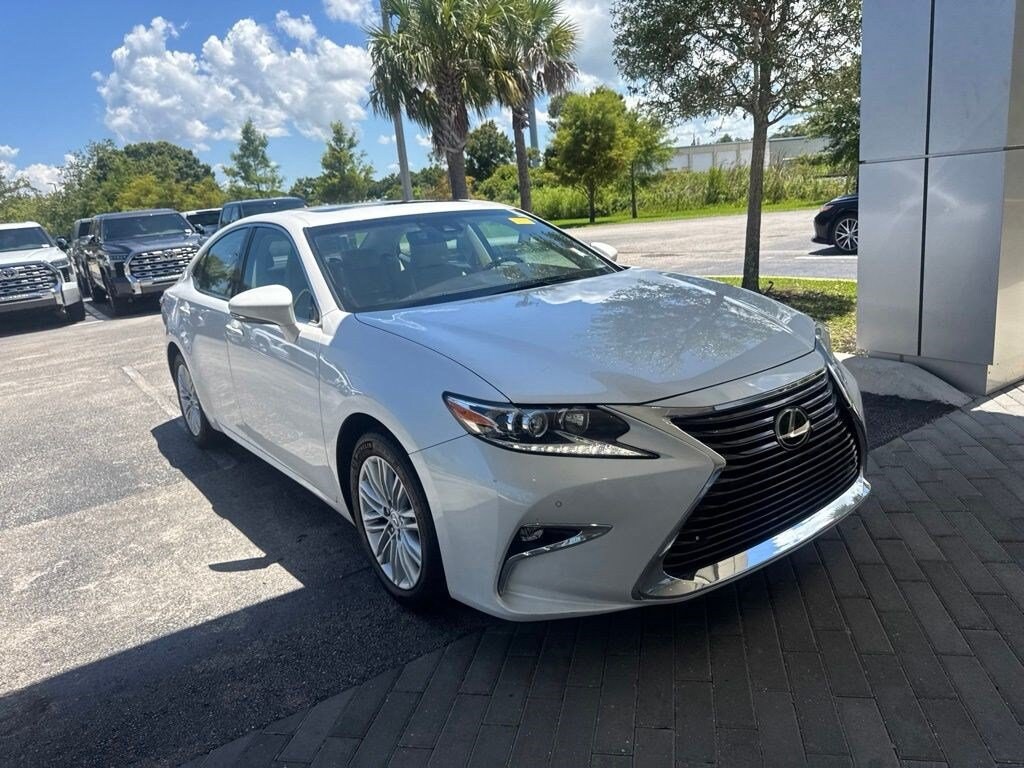 Used 2016 Lexus ES 350 Sedan