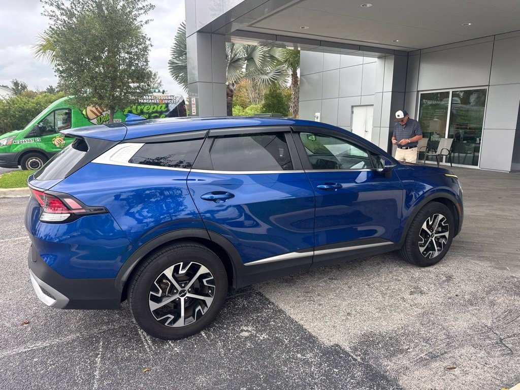 Used 2023 Kia Sportage EX SUV