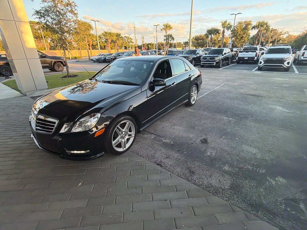  Mercedes-Benz E-Class