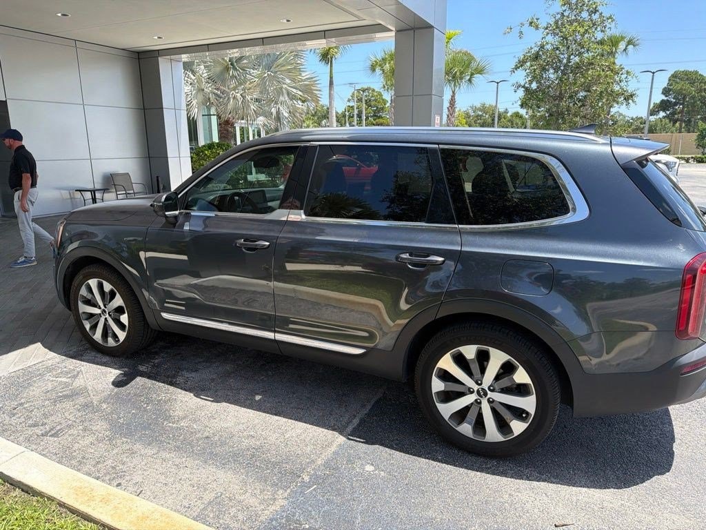 Used 2022 Kia Telluride EX SUV