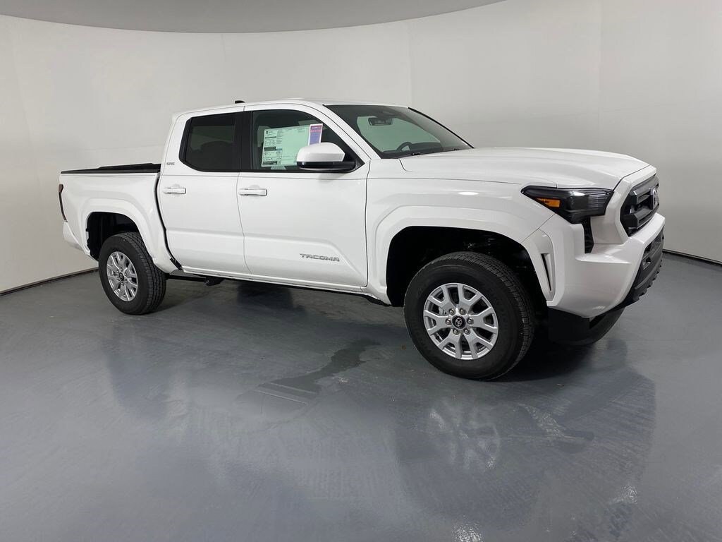 New 2025 Toyota Tacoma SR5 Truck Double Cab