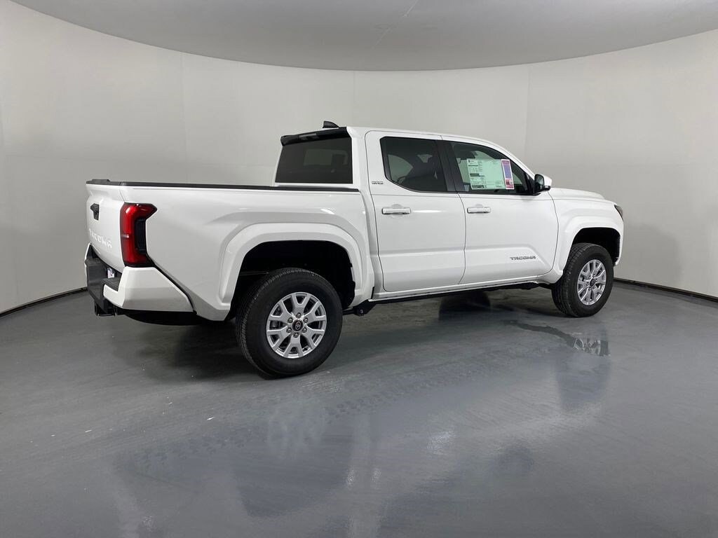 New 2025 Toyota Tacoma SR5 Truck Double Cab