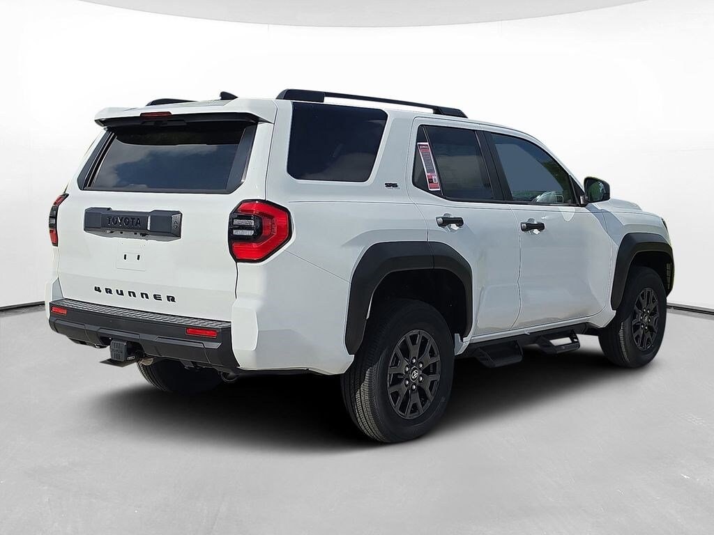 New 2026 Toyota 4Runner SR5 SUV