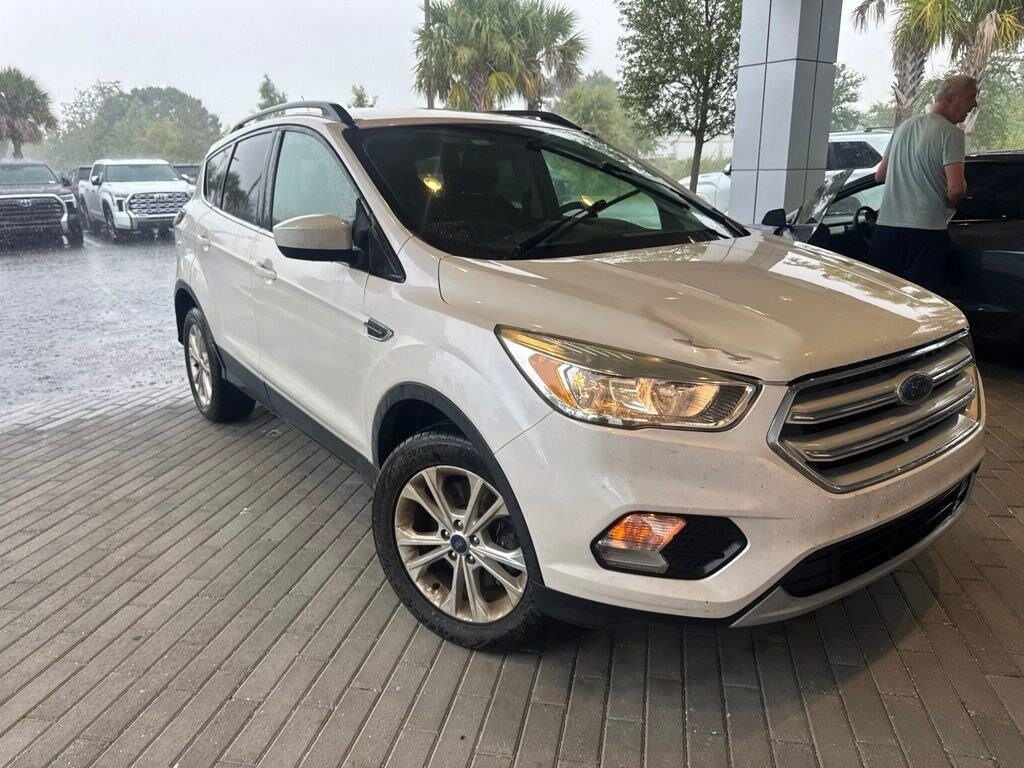 Used 2018 Ford Escape SE SUV