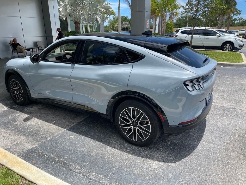 Used 2024 Ford Mustang Mach-E Premium SUV