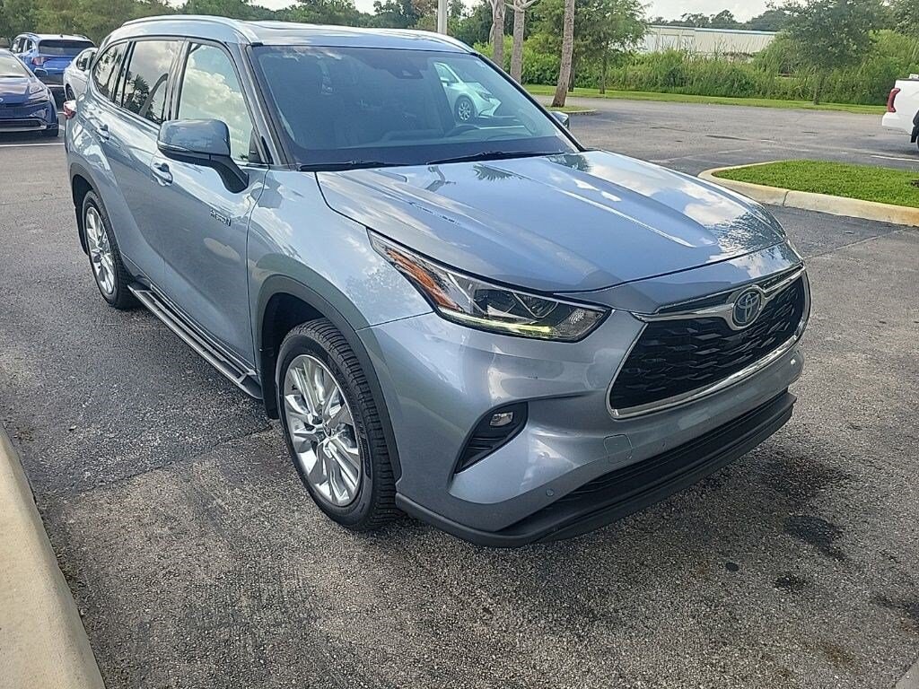 Certified 2021 Toyota Highlander Hybrid Limited SUV
