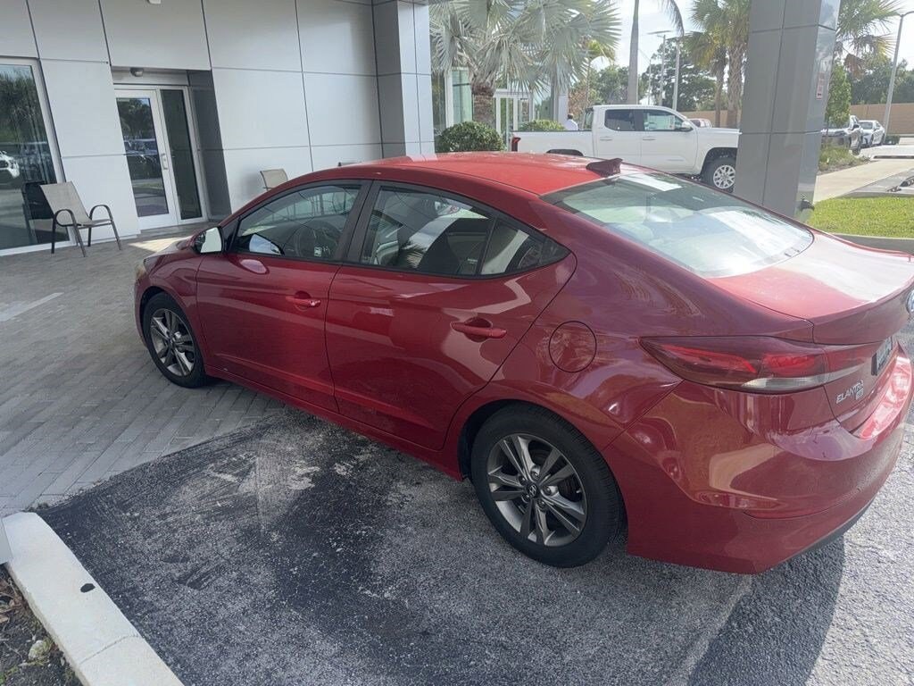 Used 2017 Hyundai Elantra SE Sedan