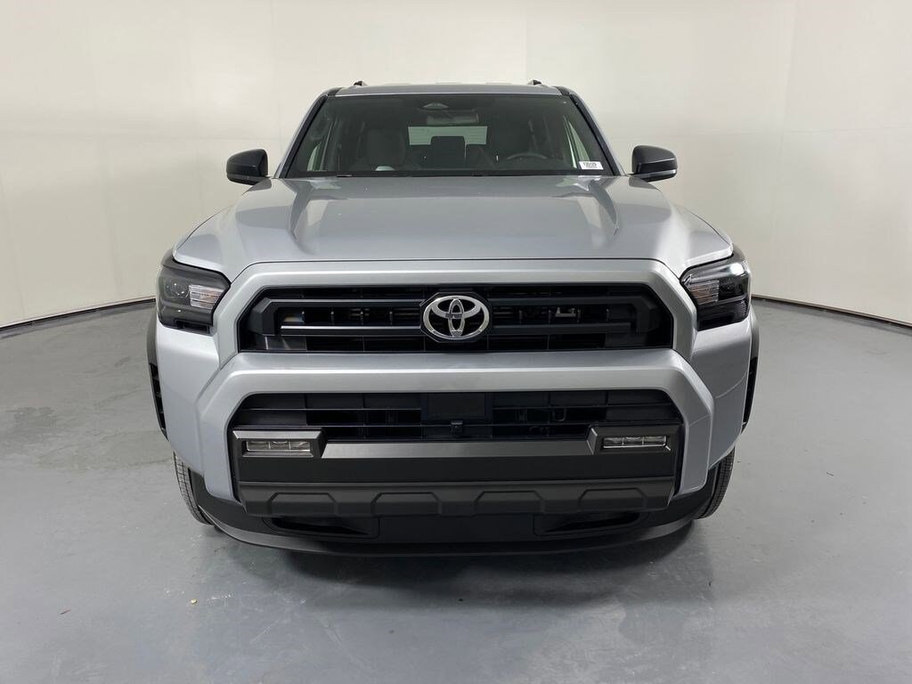 New 2025 Toyota 4Runner SR5 SUV