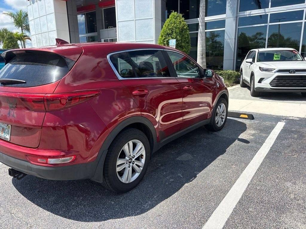 Used 2017 Kia Sportage LX SUV